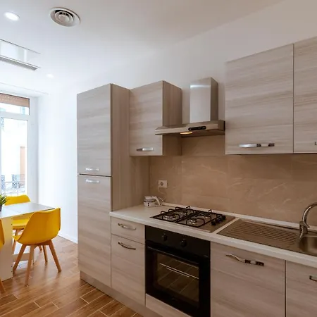 Central House - Apartments In Naples Exterior photo